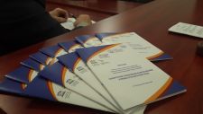ОСОБИСТІСНИЙ І ПРОФЕСІЙНИЙ РОЗВИТОК ФАХІВЦІВ В УМОВАХ СУЧАСНОГО РИНКУ ПРАЦІ (звітна науково-практична конференція Інституту за 2018 рік)