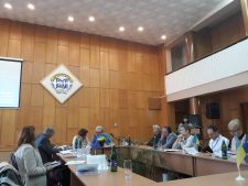 ОСВІТА І ФОРМУВАННЯ КОНКУРЕНТНОСПРОМОЖНОСТІ ФАХІВЦІВ В УМОВАХ ЄВРОІНТЕГРАЦІЇ